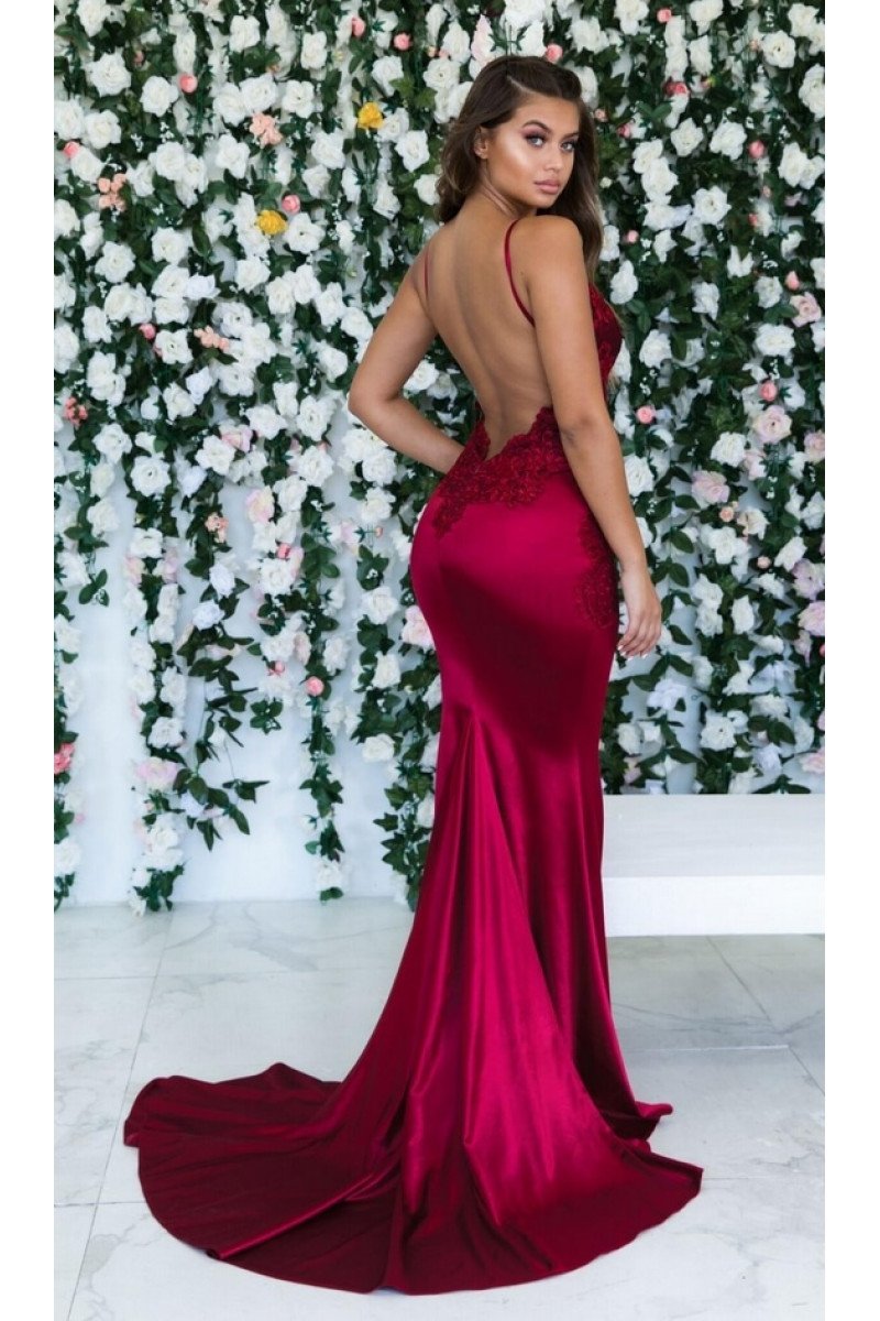 Charming Burgundy Spaghetti Straps Backless Sheath Prom Dresses With Appliques