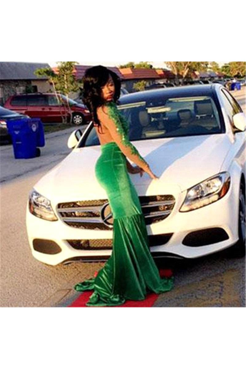 Sexy Green Open Back Long Sleeves Velvet Mermaid Prom Dresses With Appliques