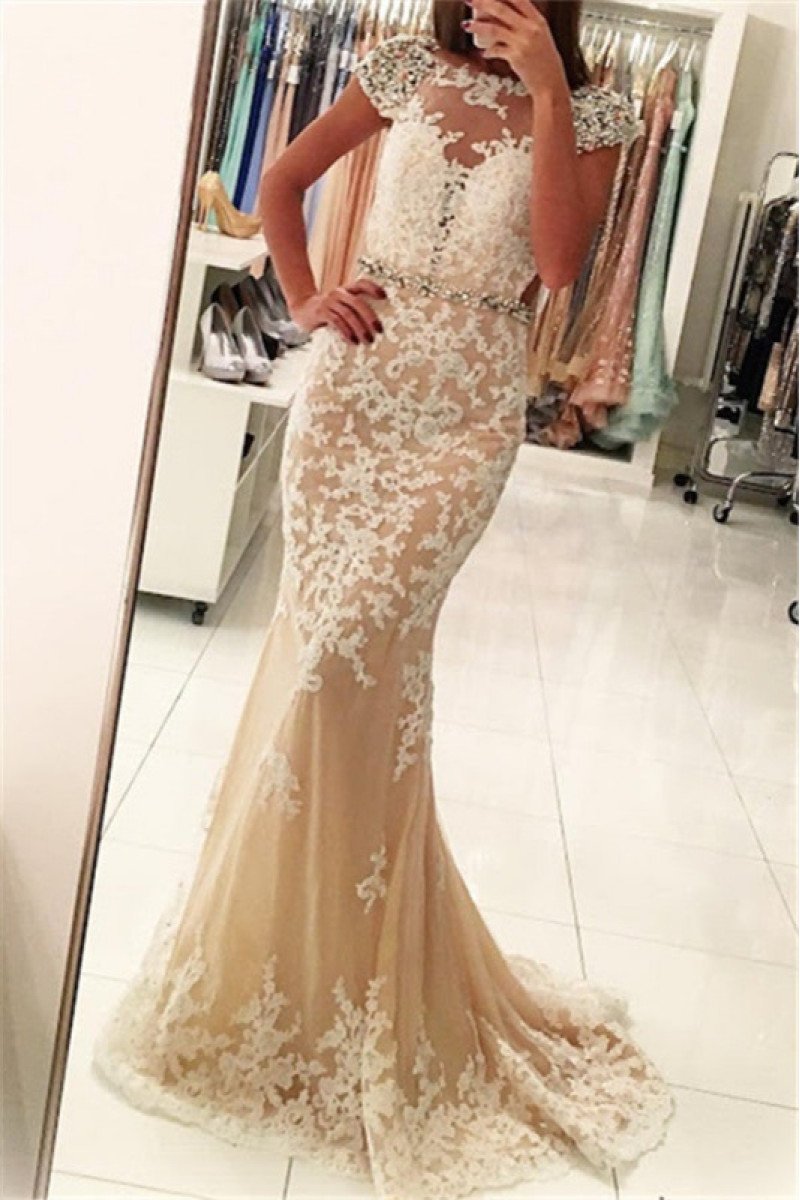 Generous Champagne Jewel Backless Sheath Evening Dresses With Appliques