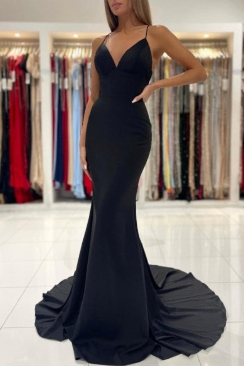 Sexy Black Spaghetti Straps Sheath Evening Dresses With Court Train