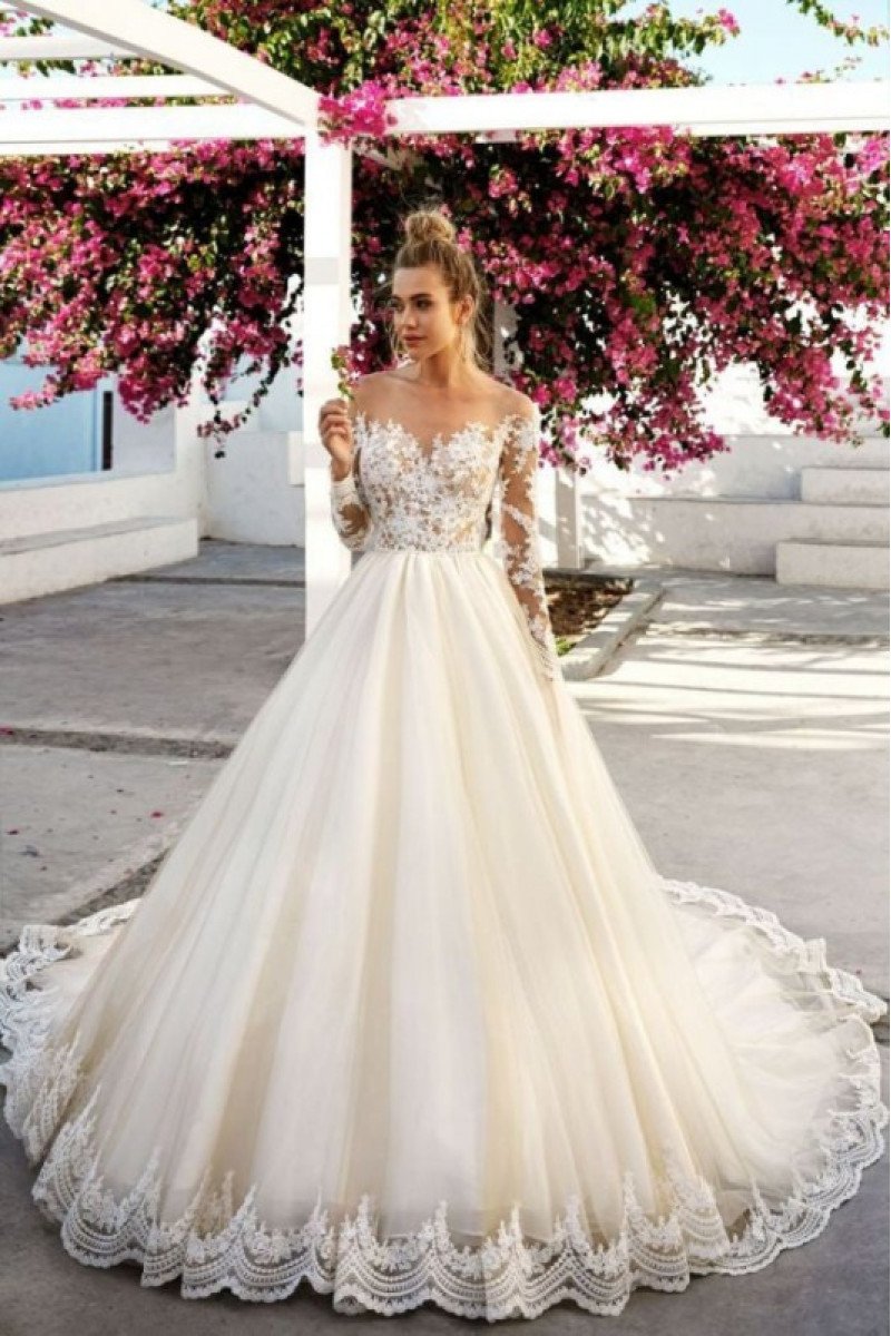 Elegant Off Shoulder Long Sleeves A-line Wedding Dresses With Appliques