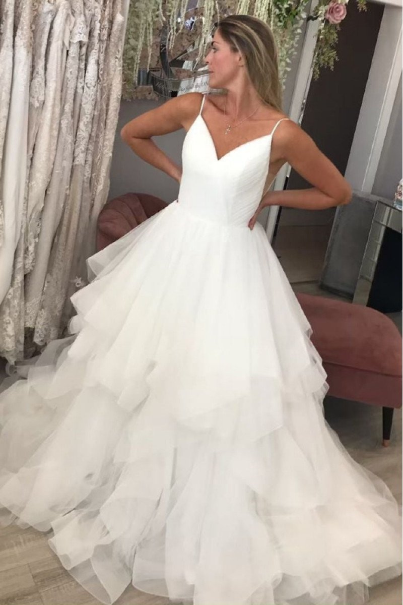 Simple Spaghetti Straps Backless Ball Gown Wedding Dresses With Puffy Layers