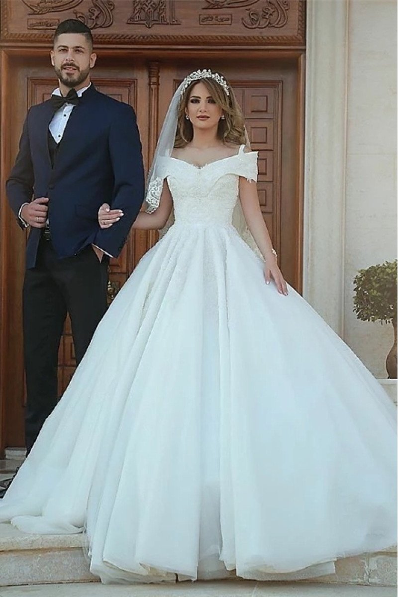 Beautiful Off Shoulder Ball Gown Wedding Dresses With Appliques