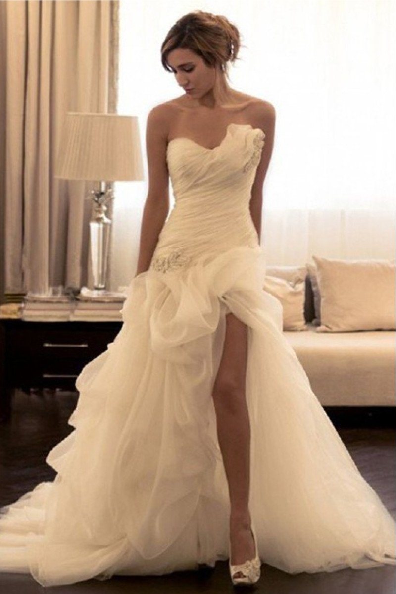 Charming Sweetheart Side Slit Puffy Layers A-line Wedding Dresses With Appliques