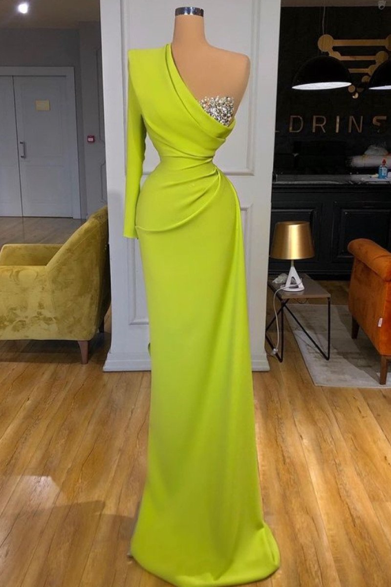 Caroline Mild Light Green One Shoulder Sheath Prom Dresses With Crystal