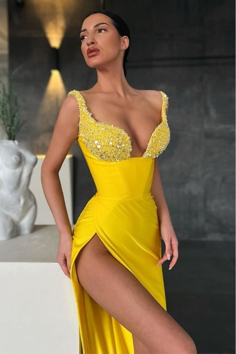 Grace Charming Yellow Spaghetti Straps Side Slit Sheath Prom Dresses With Crystal