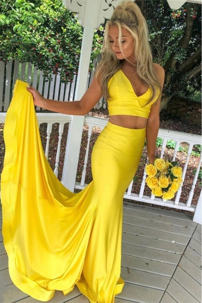 Angelina Simple Yellow V-Neck Slim Fit Two Pieces Prom Dresses