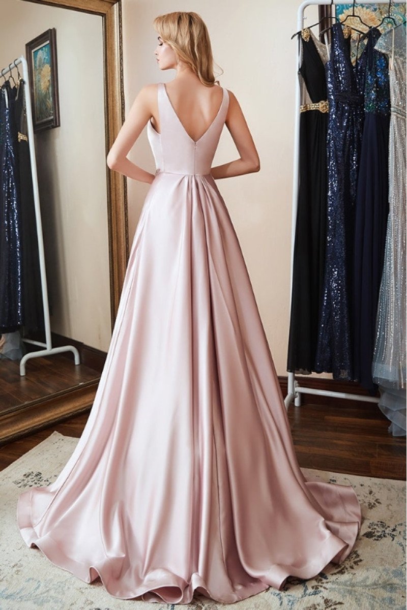 Aurora Beautiful Pink V-Neck Open Back A-Line Evening Dresses With Appliques