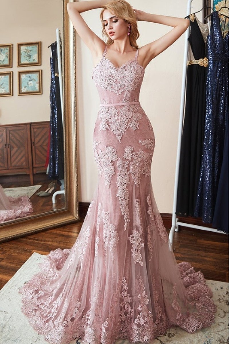 Belle Lovely Dusty Pink Spaghetti Straps Appliques Sheath Evening Dresses