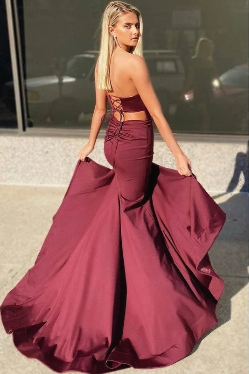 Dallas Beautiful Burgundy Strapless Side Slit Open Back Sheath Evening Dresses