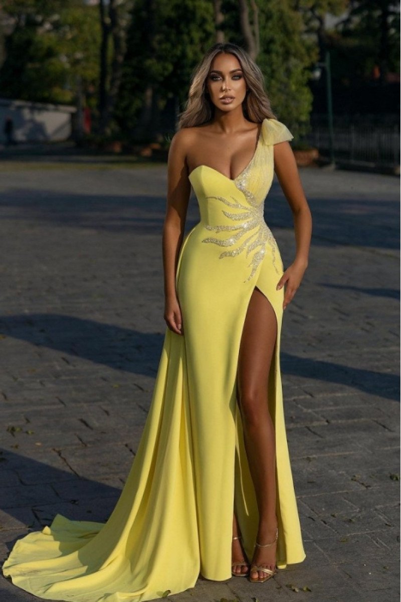 Donna Beautiful Yellow One Shoulder Side Slit Beading Sheath Evening Dresses