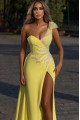 Donna Beautiful Yellow One Shoulder Side Slit Beading Sheath Evening Dresses