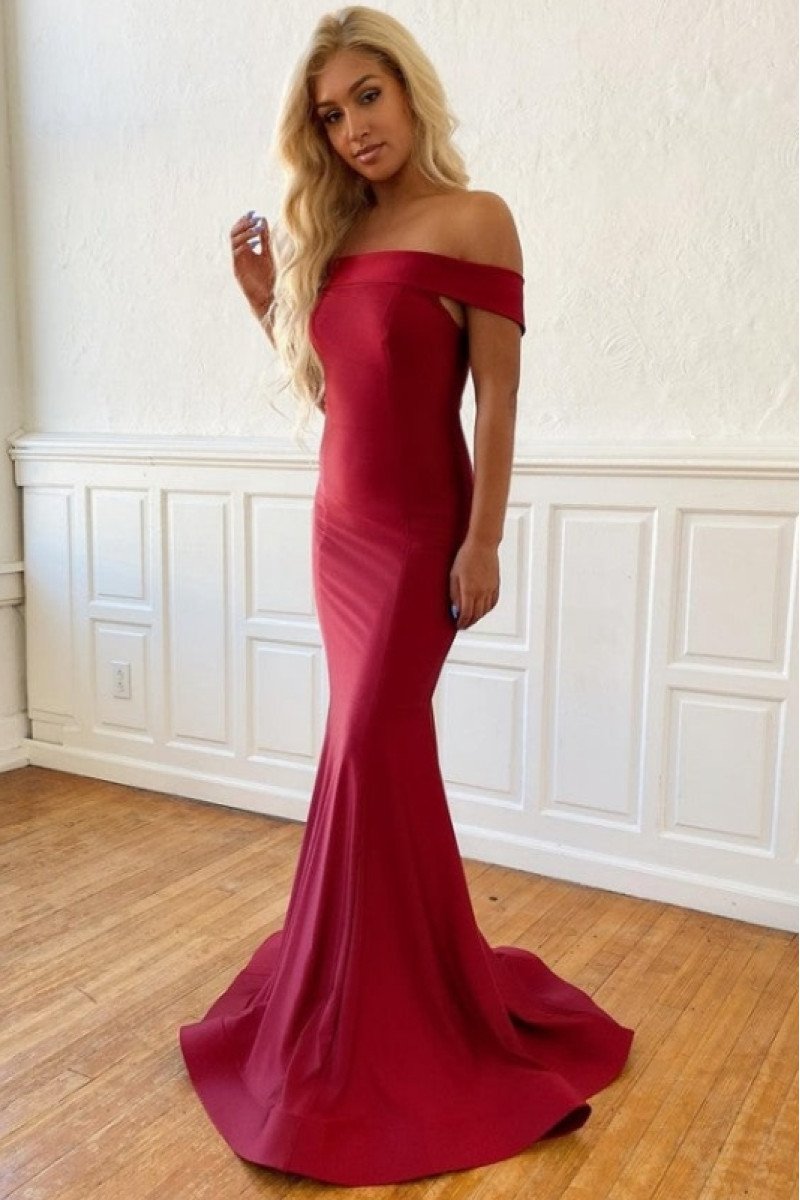 Deanna Exquisite Red Off Shoulder Sheath Prom Dresses