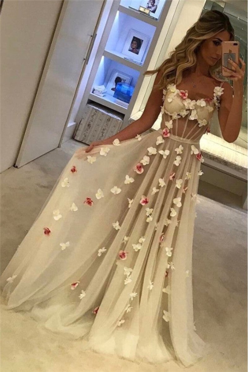 Gayle Lovely White Spaghetti Straps Open Back Appliques Sheath Prom Dresses