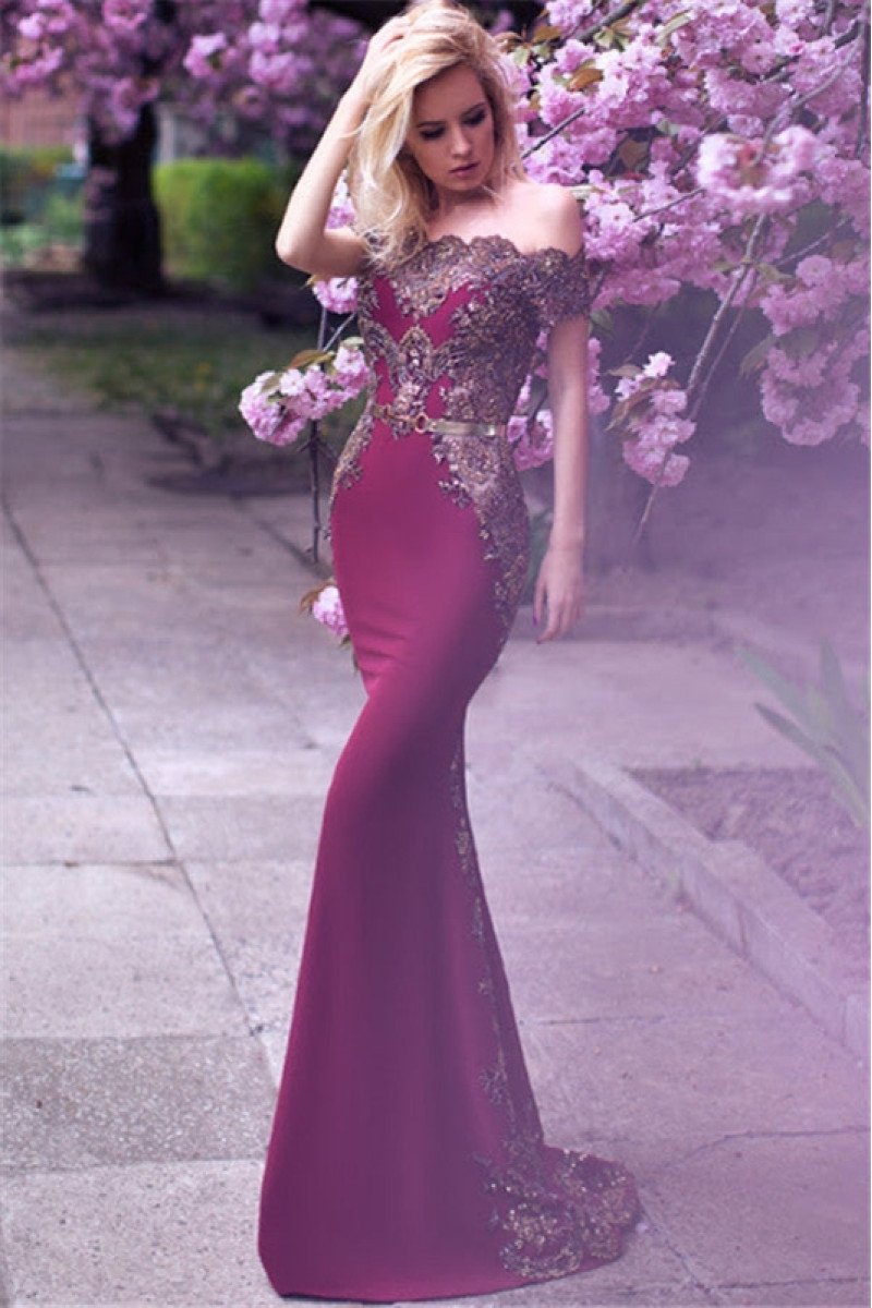 Hunter Special Burgundy Off Shoulder Appliques Sheath Prom Dresses