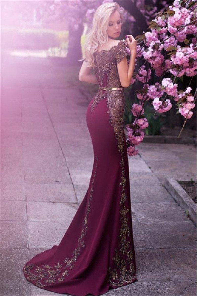 Hunter Special Burgundy Off Shoulder Appliques Sheath Prom Dresses