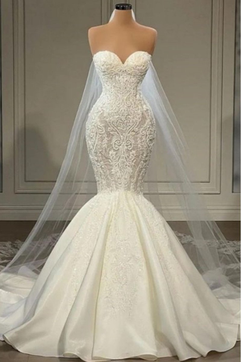 Amelia Classic Sweetheart Lace Mermaid Wedding Dresses With Court Train